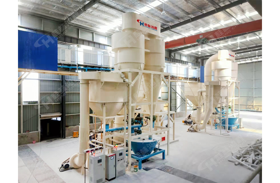 4臺HC1900雷蒙磨齊上陣,助力客戶提效益,促進發(fā)展! 4臺HC1900雷蒙磨齊上陣,助力客戶提效益,促進發(fā)展!